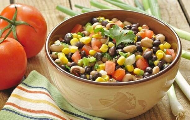 Dietary vegetable salad can be included in the menu when you lose weight with proper nutrition